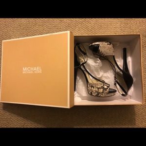 Michael Kors Women’s T-Strap high heels. Size 9